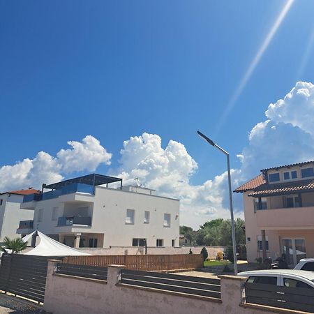 Peroj 100 C Apartment Екстериор снимка